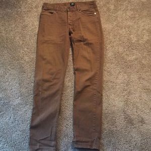 Light brown or dark tan jeans